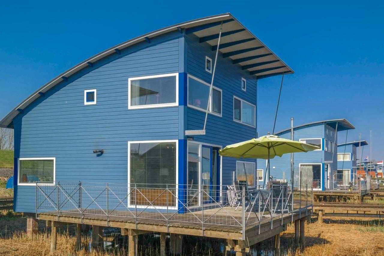 אנג'ום 6 Pers. Waterfront Home Seeblick, Equipped Stilt House On The Water מראה חיצוני תמונה